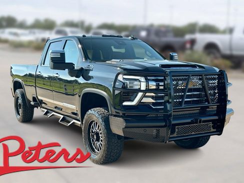 Used 2024 Chevrolet Silverado 3500 High Country w/ High Country Premium Package AWD/4WD image 1