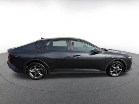 Used 2025 Kia K4 LXS image 16