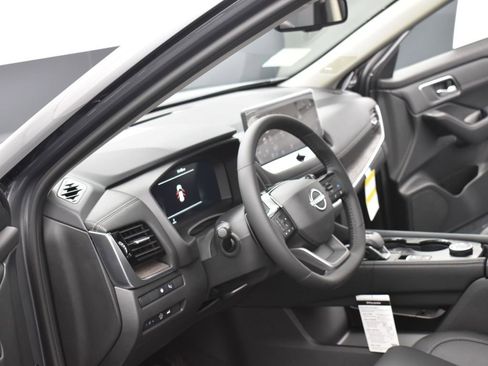 New 2026 Nissan Rogue Platinum w/ Platinum Premium Package image 7