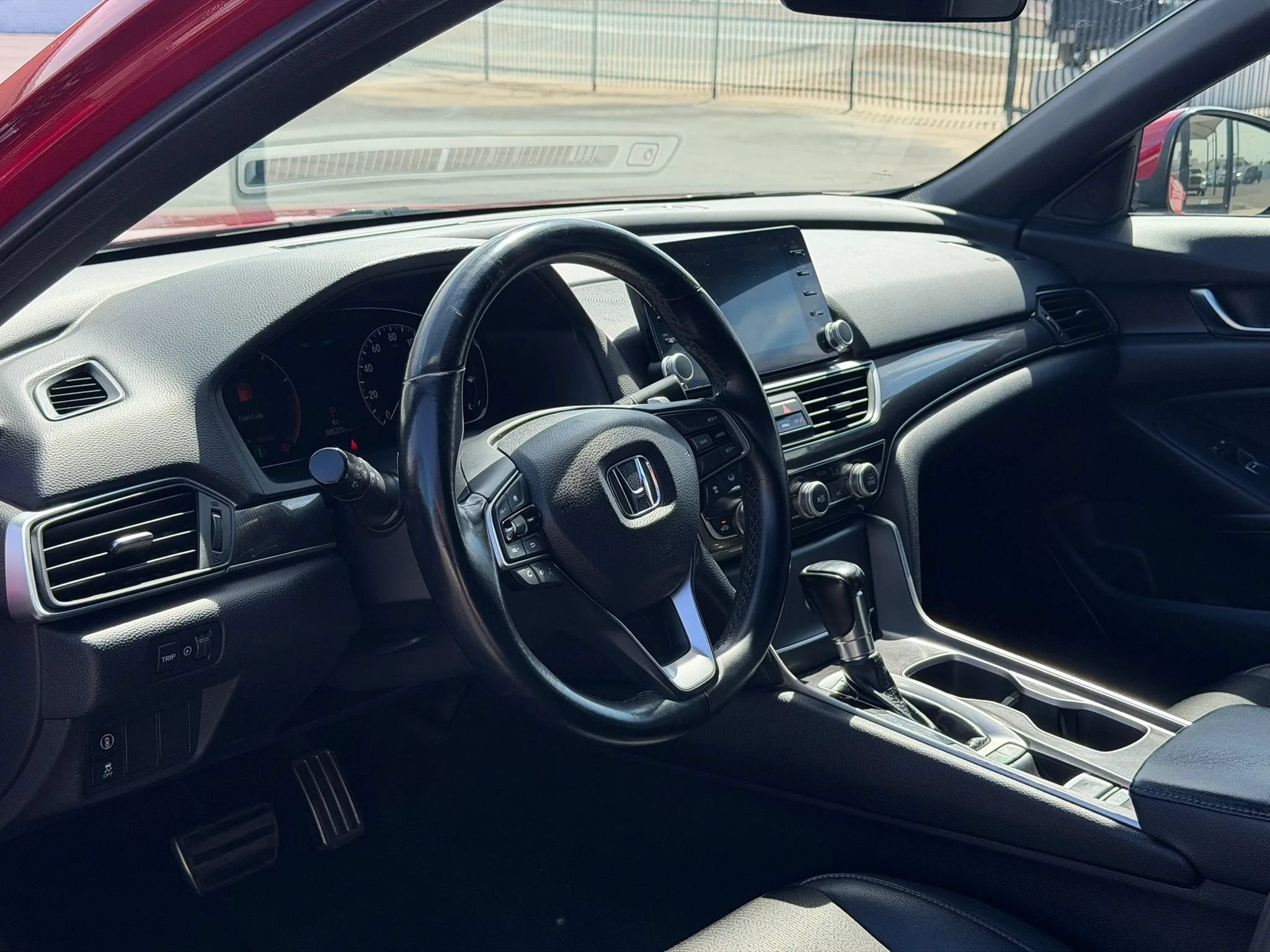 Used 2018 Honda Accord Sport image 19