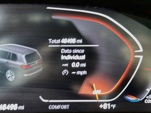 Used 2021 BMW X7 xDrive40i w/ M Sport Package AWD/4WD image 18