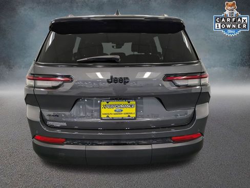 Used 2024 Jeep Grand Cherokee L Altitude image 5
