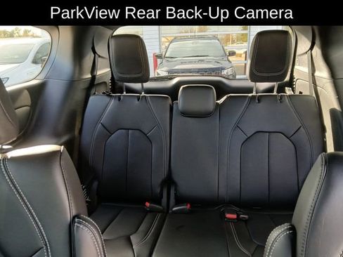 New 2026 Chrysler Pacifica Select image 27