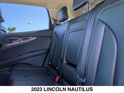 Used 2023 Lincoln Nautilus AWD w/ Premium Package image 23