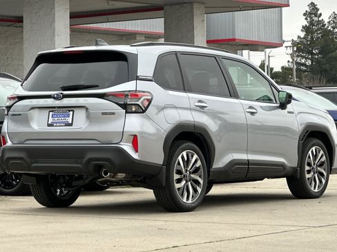 New 2025 Subaru Forester Touring image 3