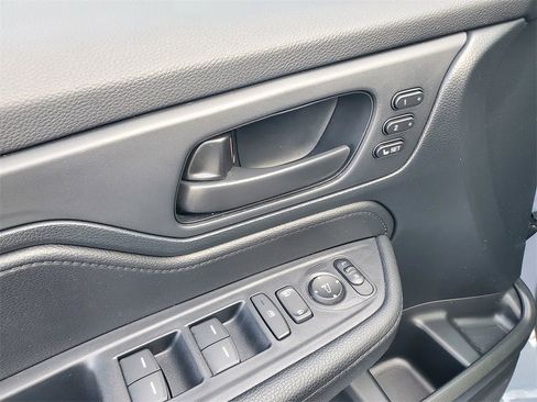 Used 2023 Honda Odyssey Sport image 23