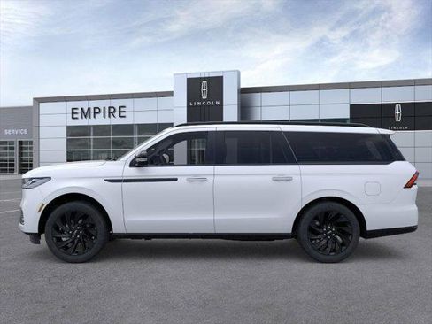 New 2026 Lincoln Navigator L Reserve w/ Jet Appearance Package image 3