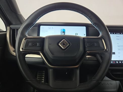 Used 2024 Rivian R1S Adventure Dual AWD/4WD image 28
