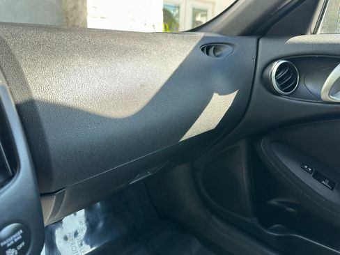 Used 2013 Nissan 370Z Coupe image 34