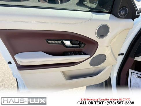 Used 2018 Land Rover Range Rover Evoque Autobiography image 18