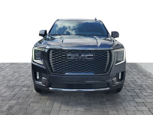 Used 2023 GMC Yukon XL Denali Ultimate w/ LPO, Floor Liner Package AWD/4WD image 2