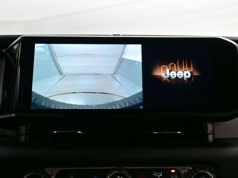 Used 2025 Jeep Wrangler Unlimited Sport S 4xe AWD/4WD image 19