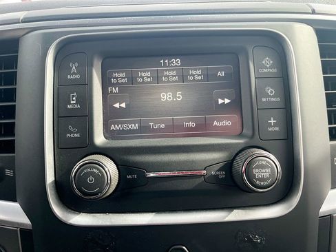 Used 2022 RAM 1500 Classic SLT RWD image 14