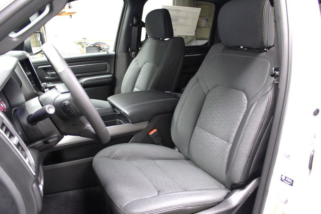 New 2026 RAM 1500 Big Horn w/ Night Edition AWD/4WD image 23