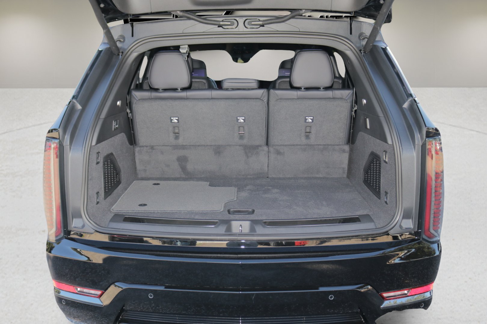 New 2026 Cadillac Escalade IQ Sport 1 AWD/4WD image 17