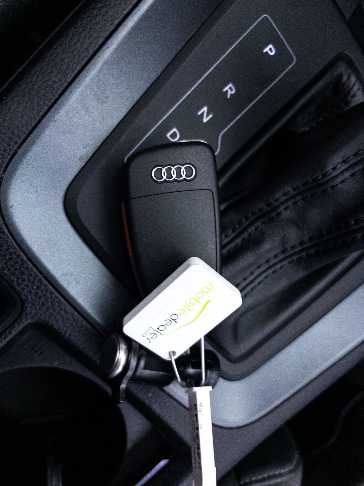 Used 2019 Audi Q3 2.0T Prestige w/ Prestige Package AWD/4WD image 35