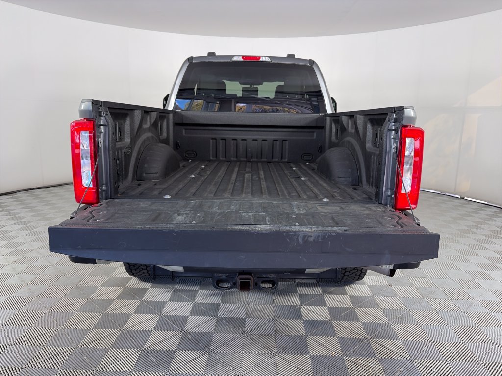 Used 2023 Ford F350 XLT AWD/4WD image 26