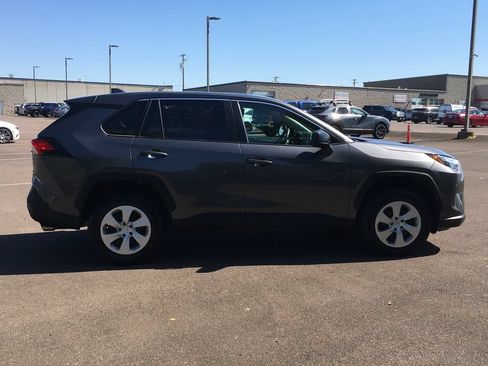 Used 2025 Toyota RAV4 LE AWD/4WD image 8