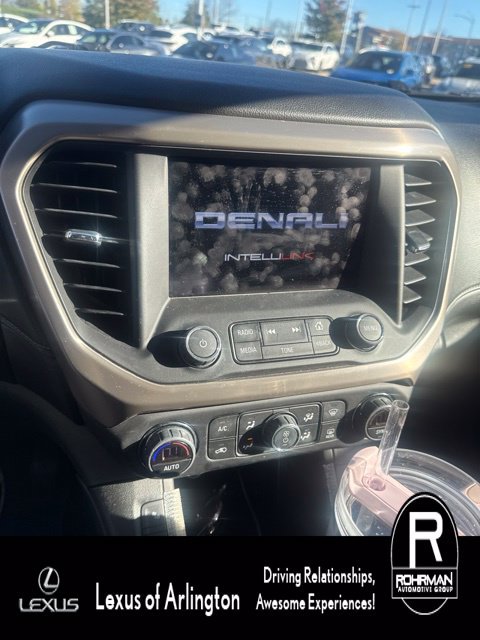 Used 2018 GMC Acadia Denali w/ Technology Package AWD/4WD image 9
