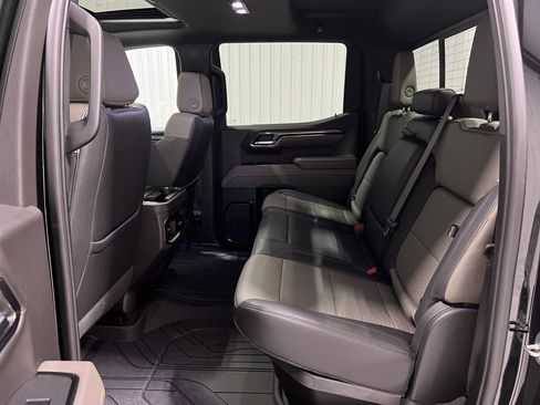 Used 2024 Chevrolet Silverado 1500 ZR2 w/ Technology Package image 23