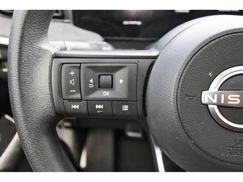 Used 2026 Nissan Kicks SV w/ SV Premium Package FWD image 13