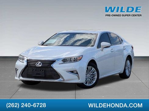 Used 2016 Lexus ES 350 w/ Premium Package w/Wood Trim FWD image 1