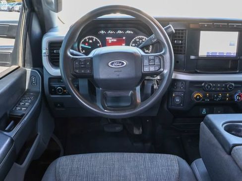 Used 2023 Ford F350 XLT AWD/4WD image 23