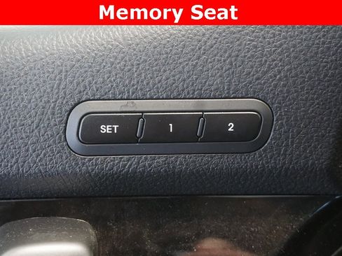 Used 2015 Kia Sorento SX image 6