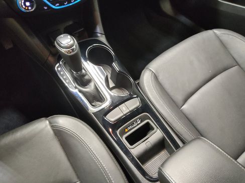 Used 2017 Chevrolet Cruze Premier FWD image 26