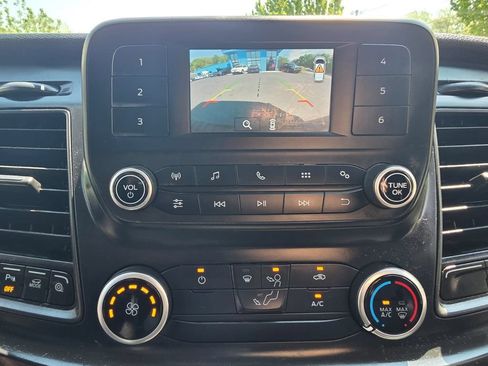 Used 2021 Ford Transit 250 Low Roof RWD image 23