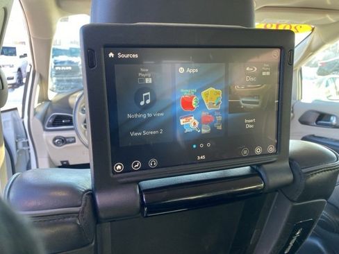 Used 2019 Chrysler Pacifica Limited w/ Tire & Wheel Group image 34