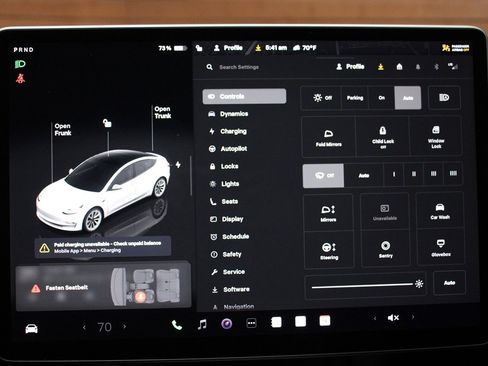 Used 2022 Tesla Model 3 Standard Range image 23