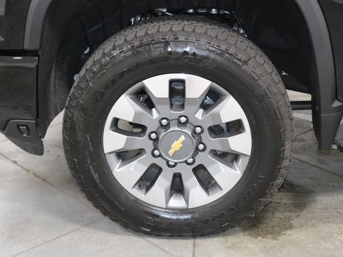 Used 2026 Chevrolet Silverado 2500 Custom w/ Custom Value Package AWD/4WD image 23