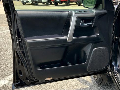 Used 2021 Toyota 4Runner SR5 RWD image 20