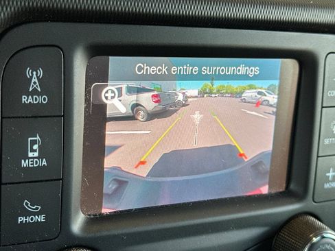 Used 2021 Jeep Gladiator Sport w/ Trailer Tow Package AWD/4WD image 23