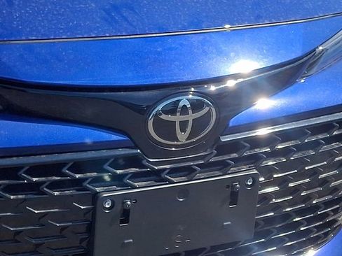 Used 2025 Toyota Corolla SE FWD image 9