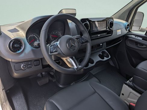 New 2026 Mercedes-Benz Sprinter 2500 image 5