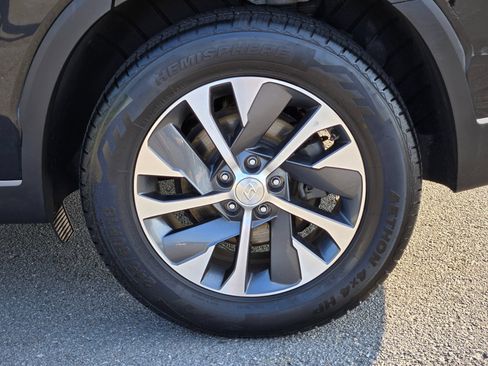 Used 2021 Hyundai Palisade SEL FWD image 17