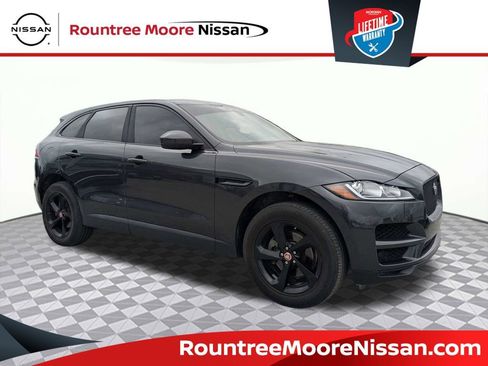 Used 2020 Jaguar F-PACE Premium image 1