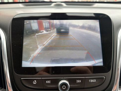 Used 2018 Chevrolet Equinox LT w/ Sun & Infotainment Package image 38