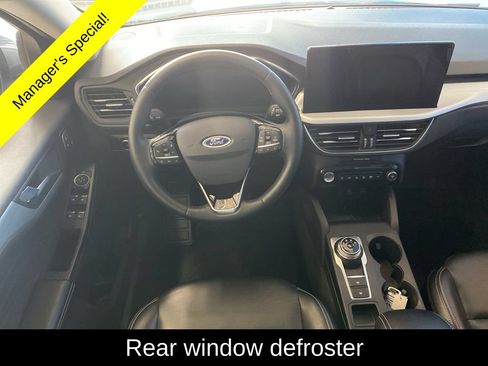 Used 2024 Ford Escape Platinum AWD/4WD image 5