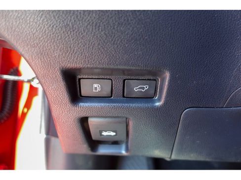 Used 2019 Lexus UX 200 w/ Premium Package FWD image 28