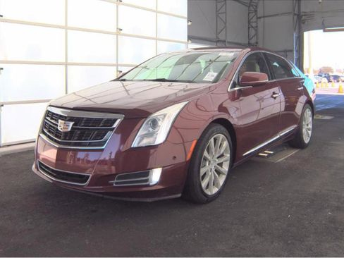 Used 2017 Cadillac XTS Luxury image 1