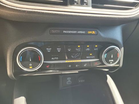 Certified 2022 Ford Escape SE w/ Convenience Package FWD image 23