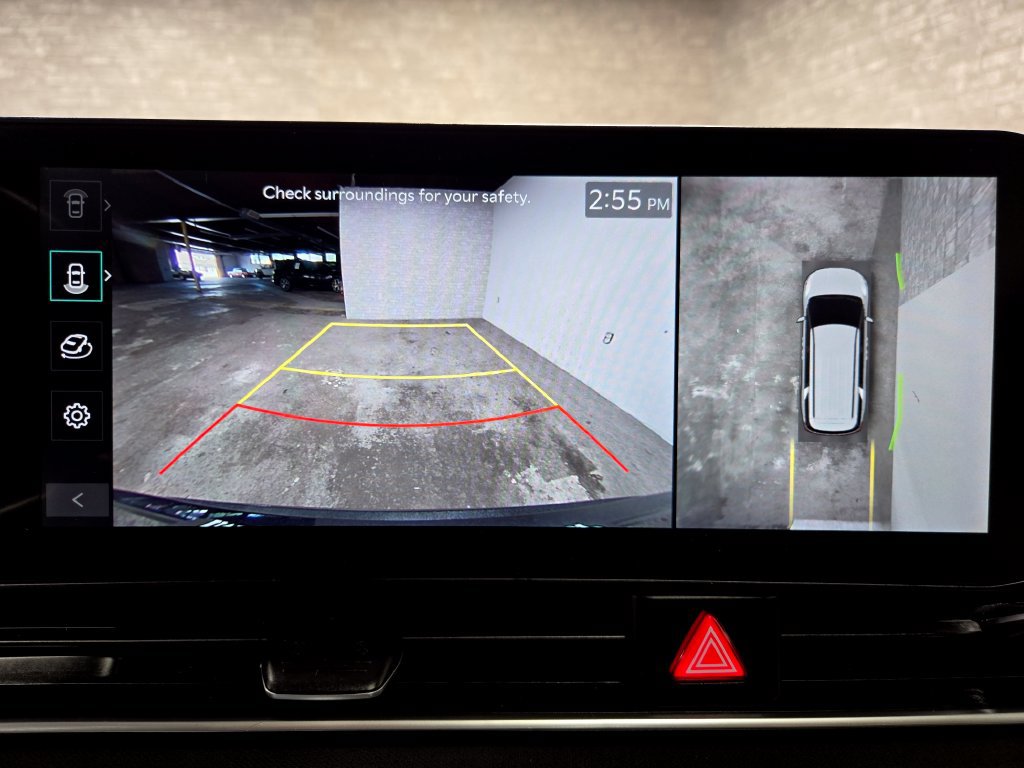 Used 2025 Kia Carnival SX FWD image 28