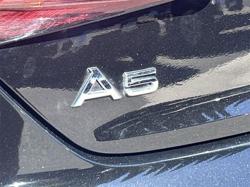 Used 2022 Audi A5 2.0T Premium image 28