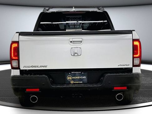 Used 2021 Honda Ridgeline Black Edition image 5