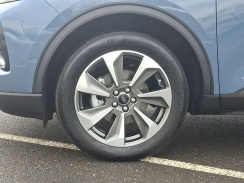 Certified 2023 Ford Escape Platinum w/ Premium Technology Package image 29