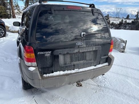 Used 2001 Ford Escape XLT image 15