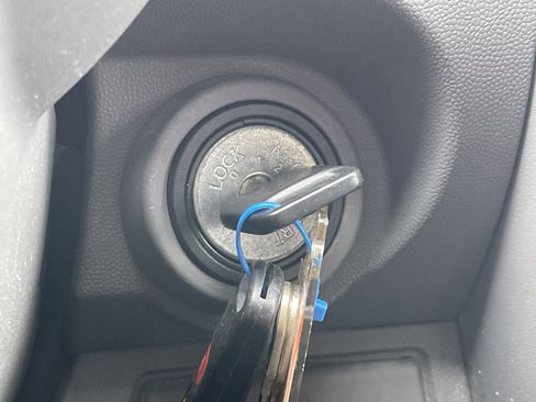 Used 2019 Nissan Frontier SV w/ Value Truck Package image 15